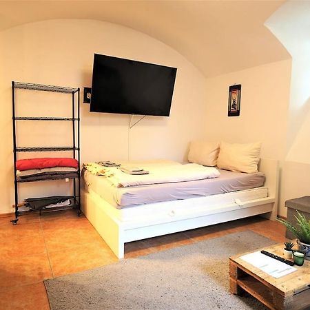 Fully Equipped Apartment Near Main Station Вюрцбург Екстер'єр фото