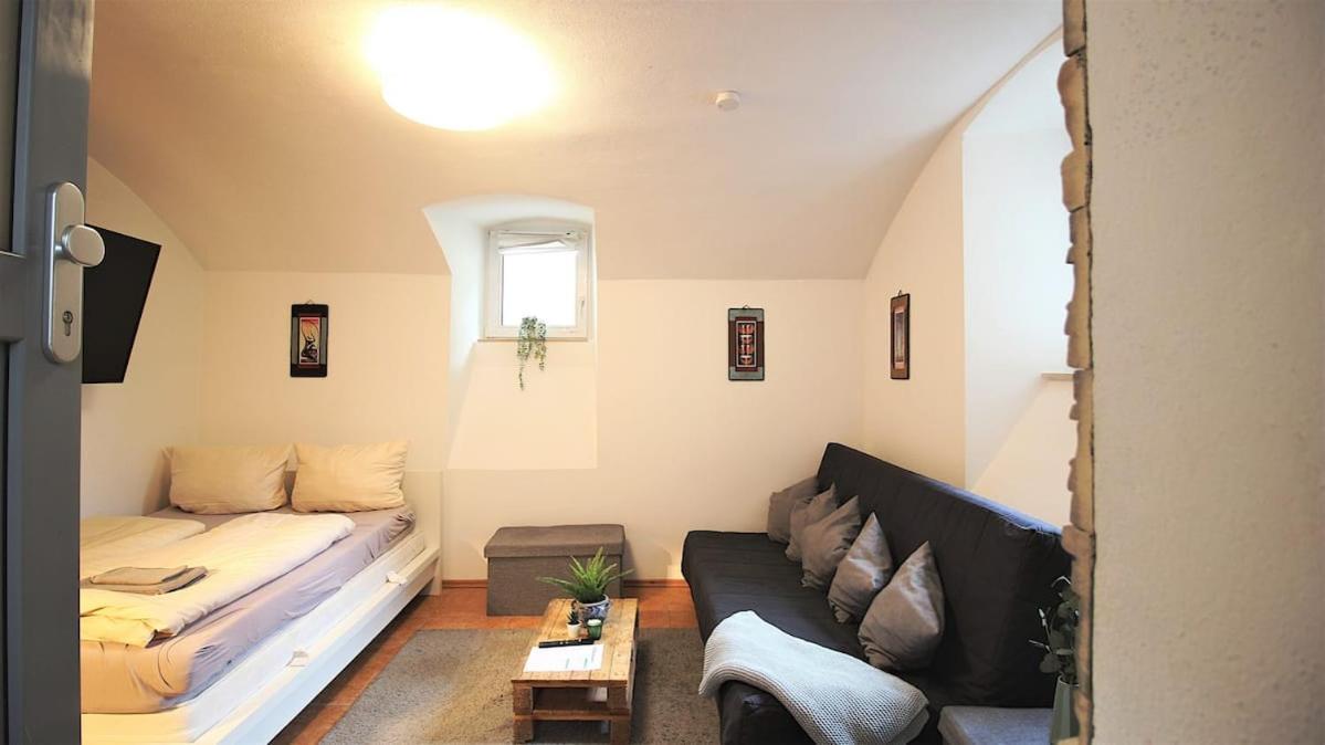 Fully Equipped Apartment Near Main Station Вюрцбург Екстер'єр фото