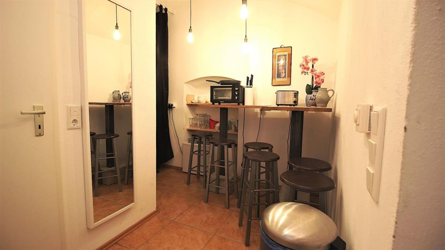 Fully Equipped Apartment Near Main Station Вюрцбург Екстер'єр фото